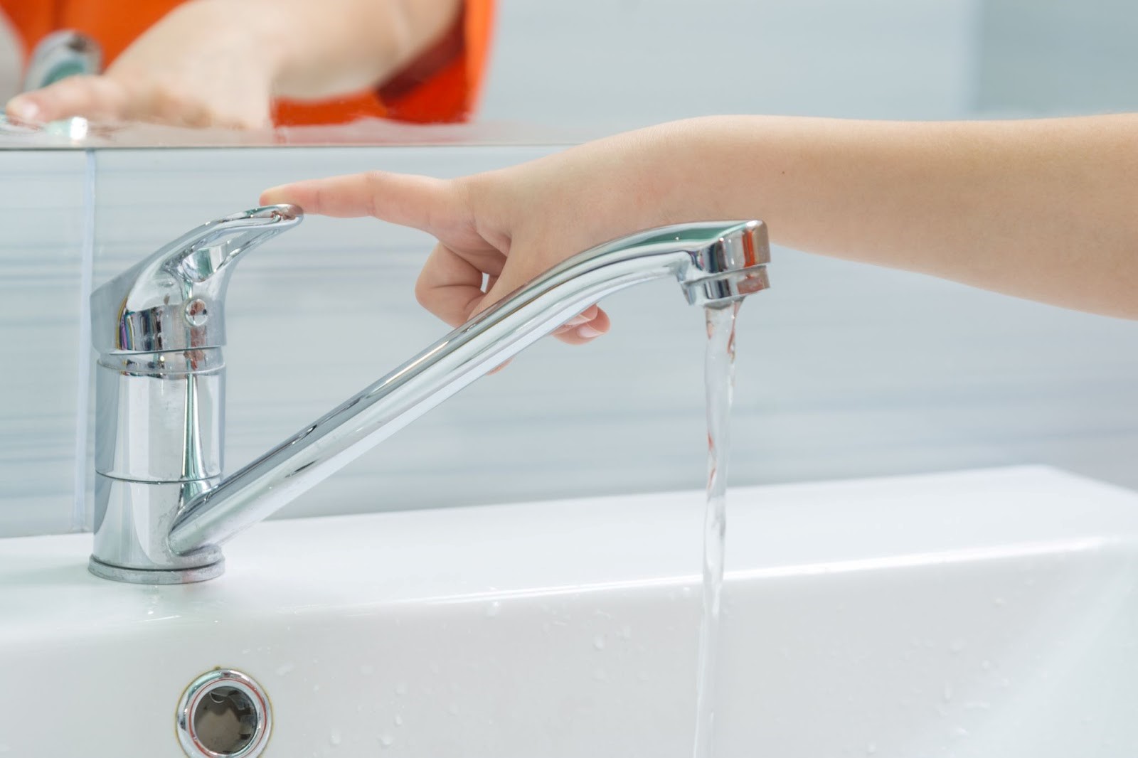 How To Fix A Leaking Mixer Tap