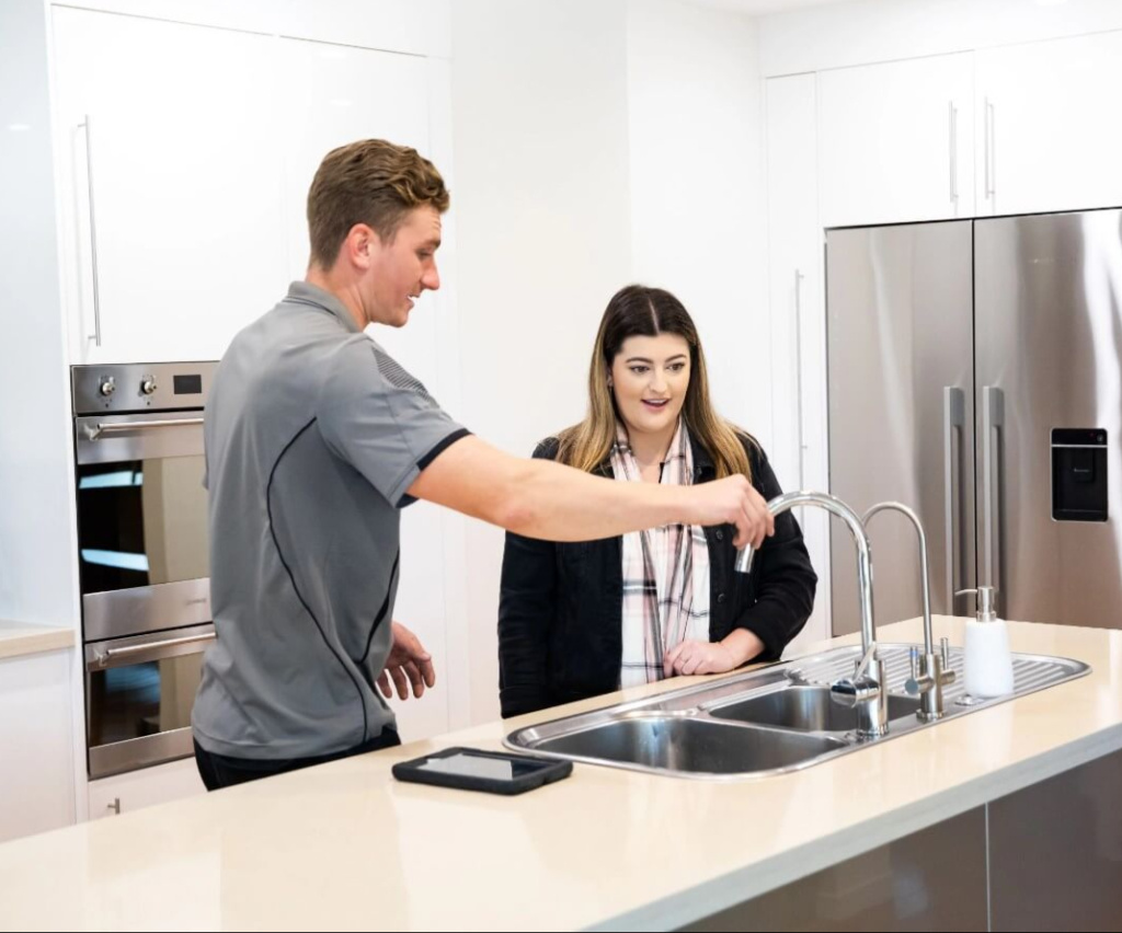 How To Fix A Leaking Tap Gold Coast (1)