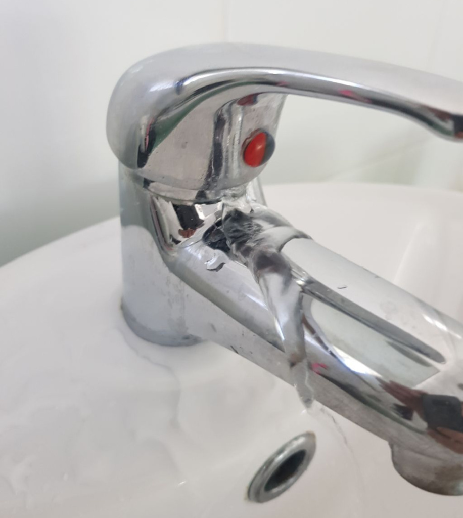 Leaky Tap (1)
