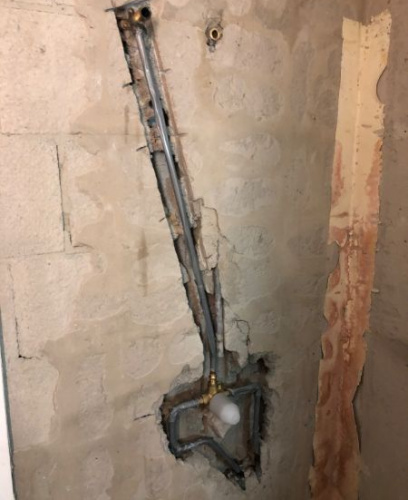 Shower Renovations, replace leaking shower pipework, shower breach repair